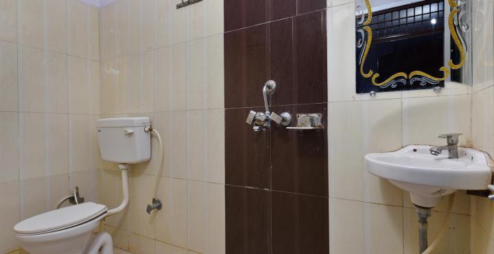 Hotel Giriraj Inn Varanasi Exterior foto